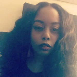 Meet your Posher, Dy'lan-victoria